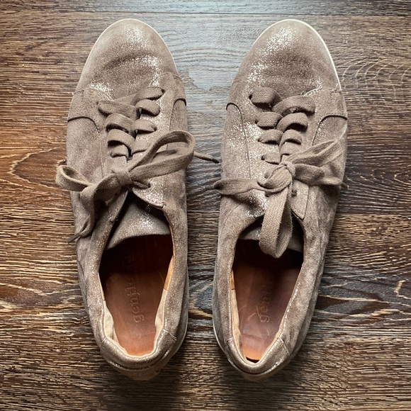 Gentle Souls | Cocoa Haddie Suede Sneaker - Picture 2 of 8